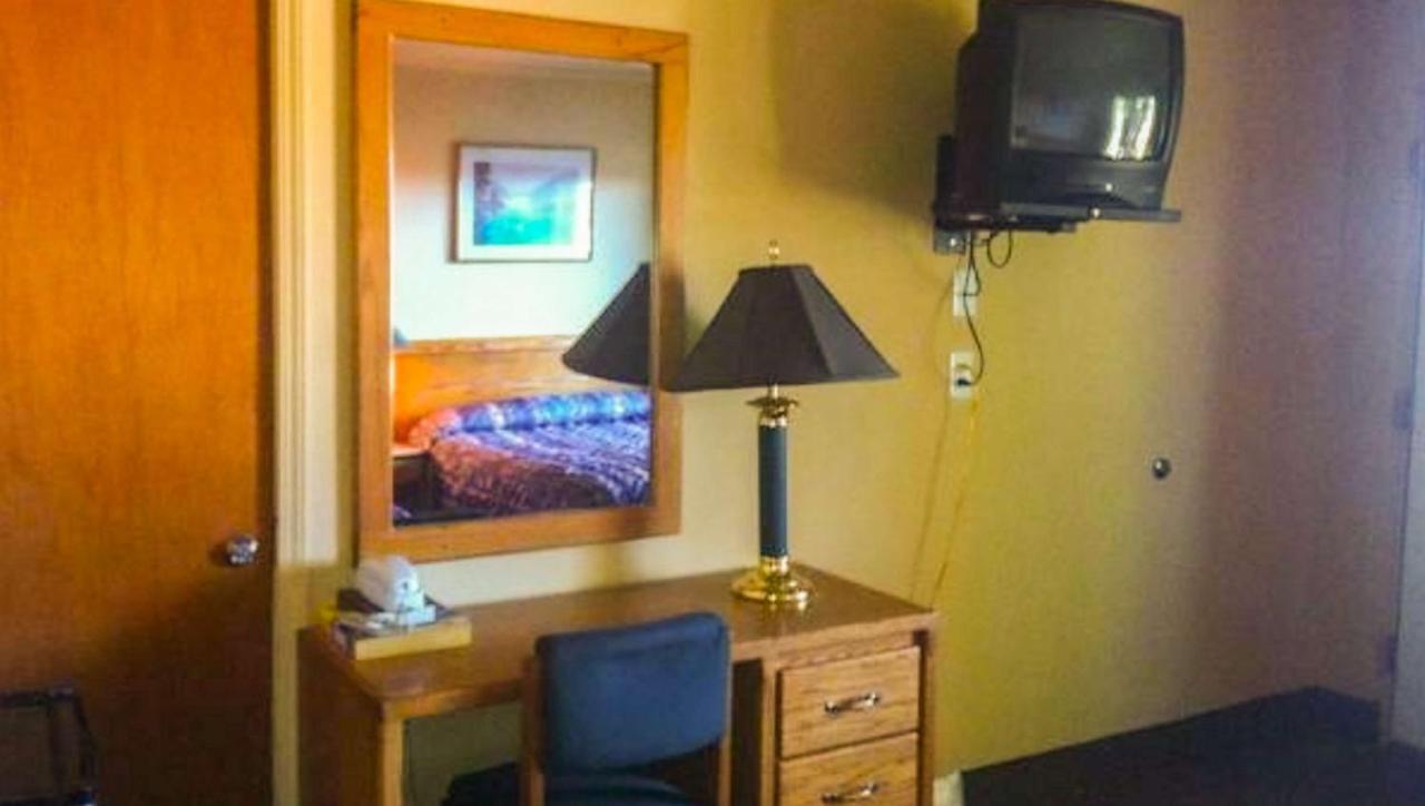 Juniper Motel Madras Dış mekan fotoğraf